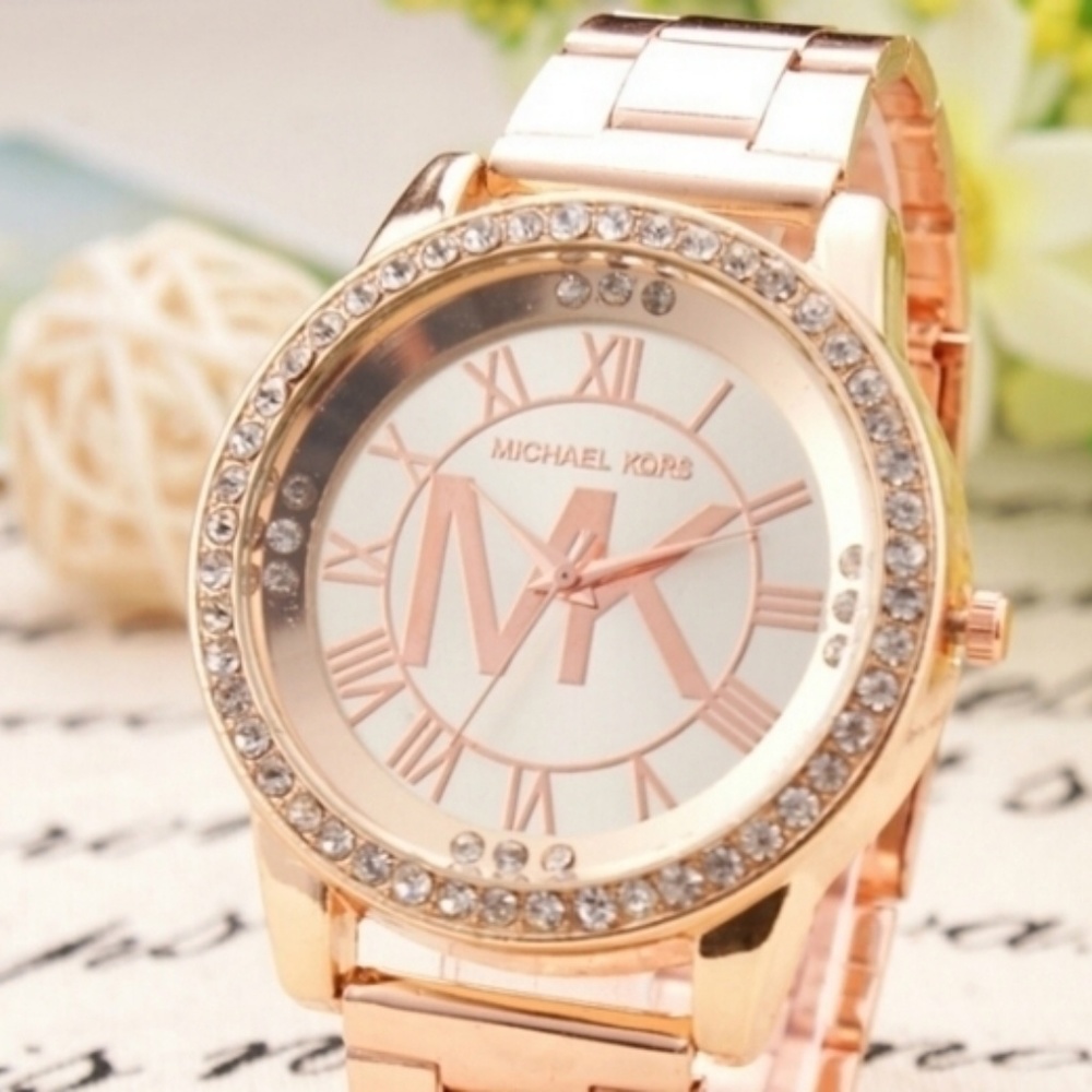 Rose Gold Quartz Diamond Wrist Watch